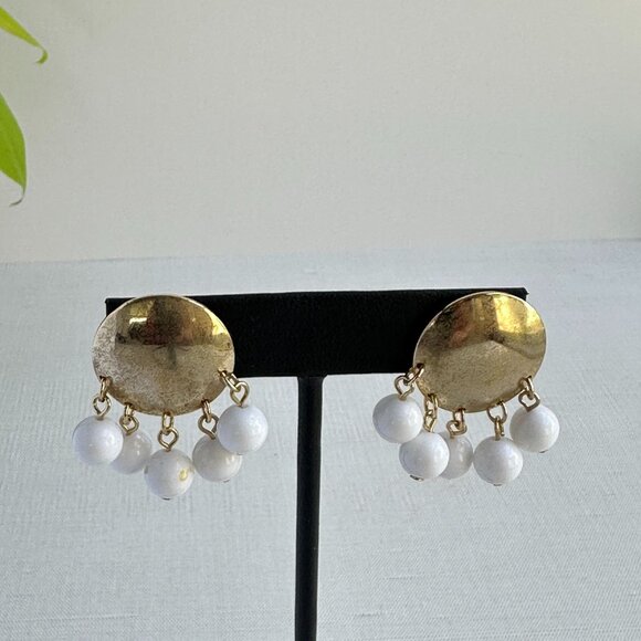 Vintage Sarah Coventry Earrings With Gold-Tone Circles & Milk Glass Dangles - Picture 10 of 10